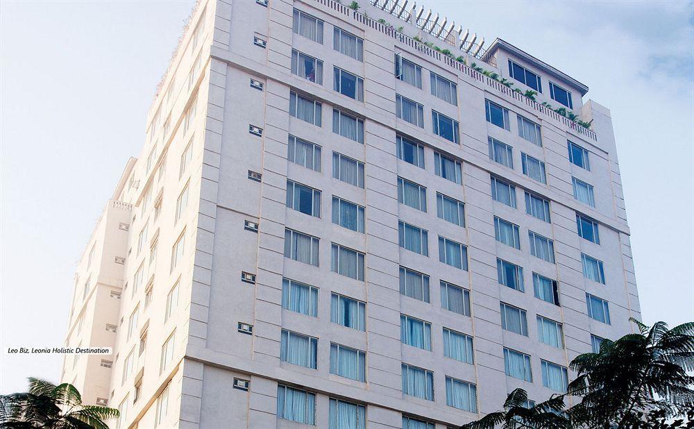 Oh Biz Premier At Leonia Hotell Hyderabad Eksteriør bilde