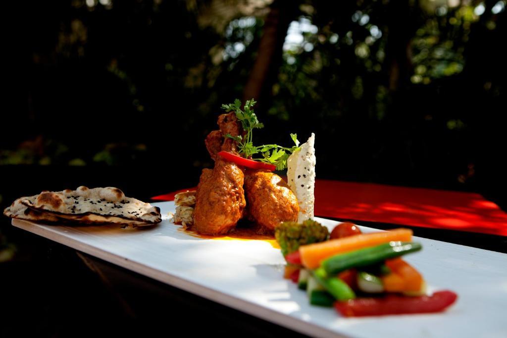 Oh Biz Premier At Leonia Hotell Hyderabad Eksteriør bilde