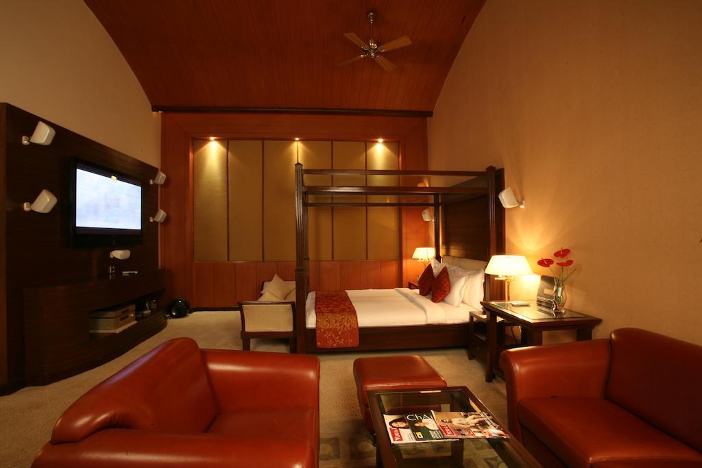 Oh Biz Premier At Leonia Hotell Hyderabad Eksteriør bilde